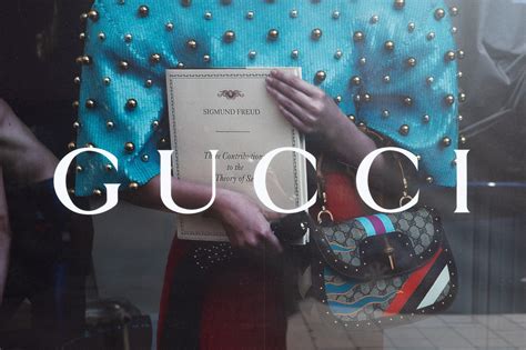 gucci warehouse jobs.